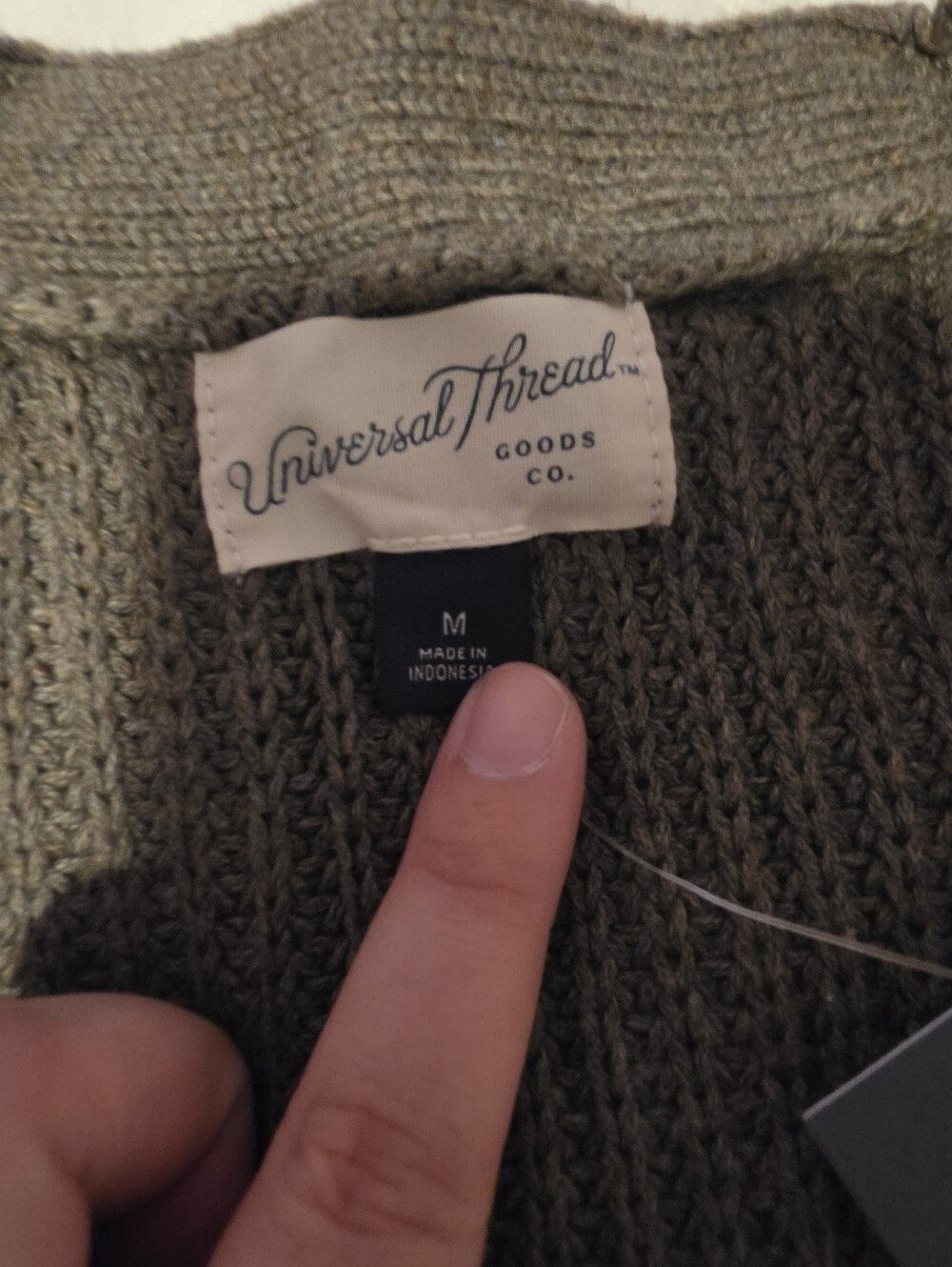 Universal Threads Vest - Picture 2 of 4